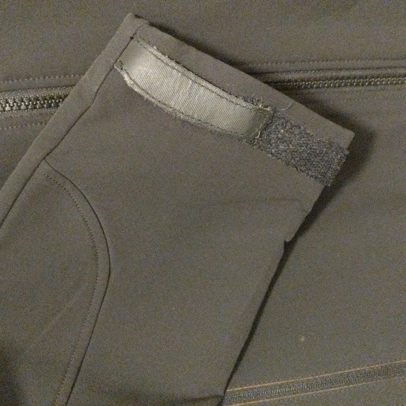 Patagonia Large Black Fleece Lined, Waterproof Zip-up Jacket - Picture 3 of 7